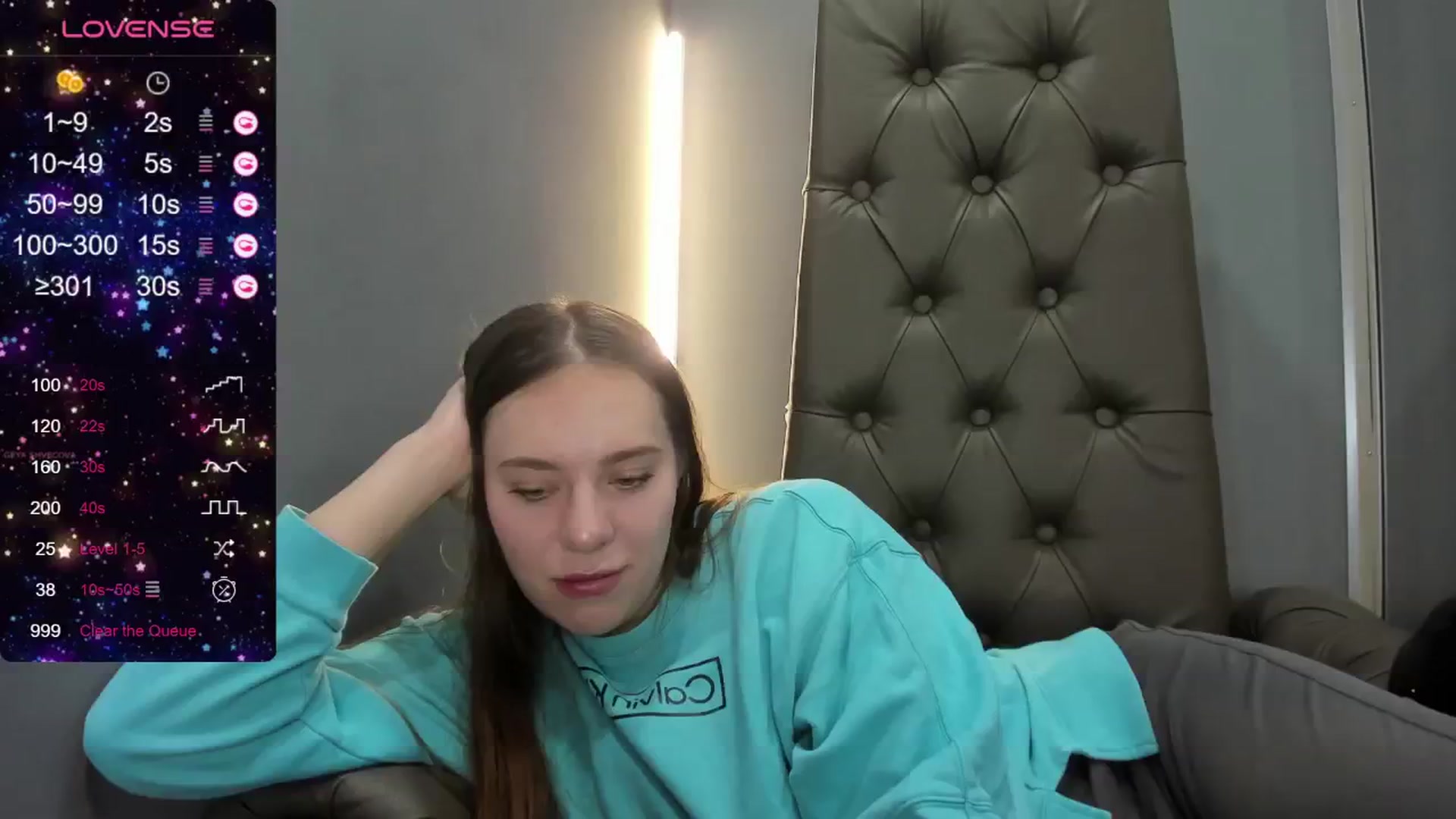 Gallery image thumbnail from Nicole_Kramm's myfreecams stream on, 04/29/2024, 10:00 image 19 of 20