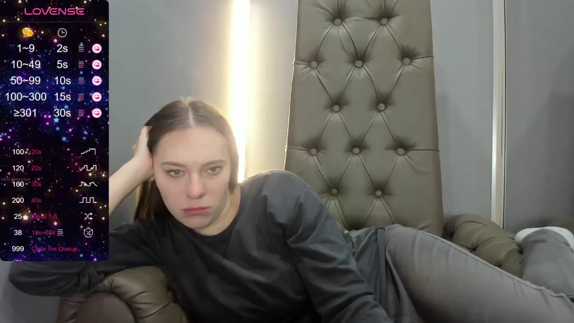 Gallery image thumbnail from Nicole_Kramm's myfreecams stream on, 05/16/2024, 11:50 image 15 of 20