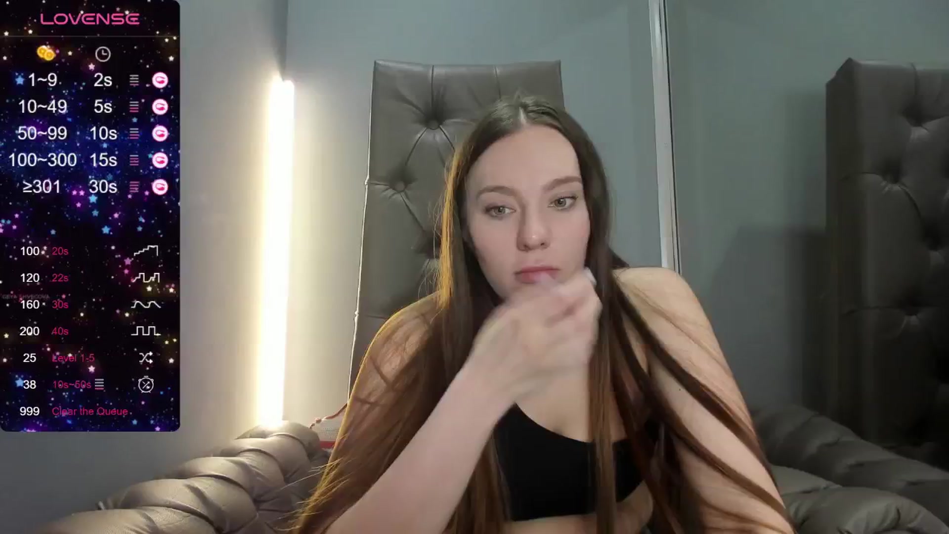 Gallery image thumbnail from Nicole_Kramm's myfreecams stream on, 05/18/2024, 12:35 image 10 of 20
