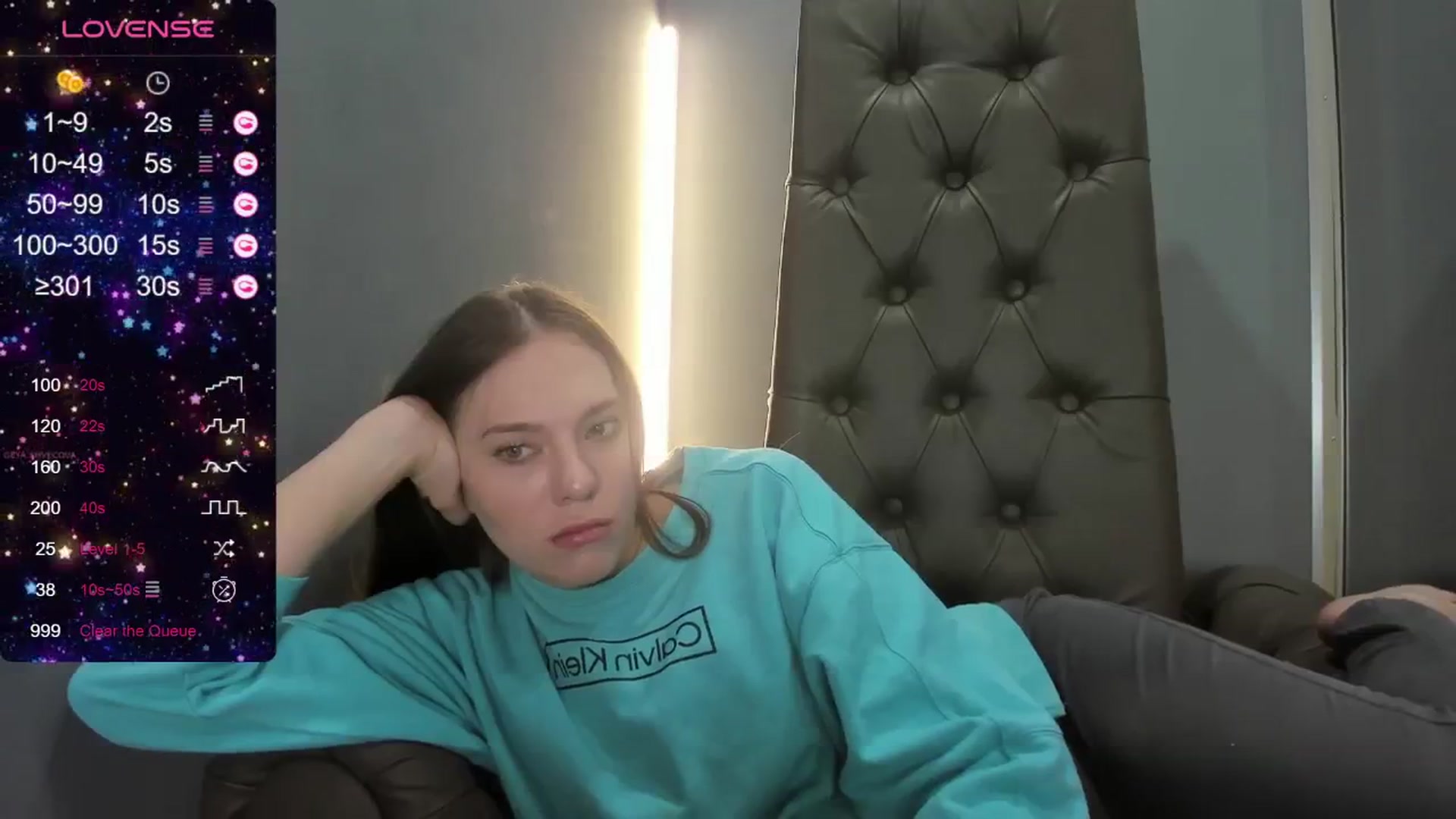 Gallery image thumbnail from Nicole_Kramm's myfreecams stream on, 05/18/2024, 13:12 image 18 of 20