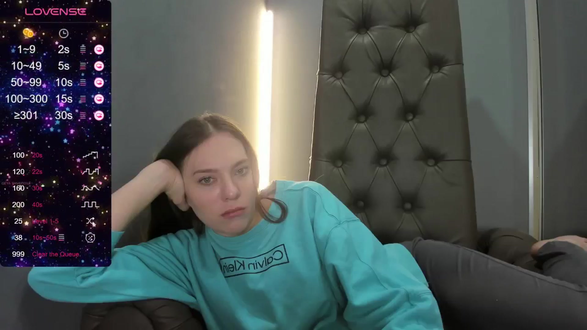 Gallery image thumbnail from Nicole_Kramm's myfreecams stream on, 05/18/2024, 13:12 image 17 of 20