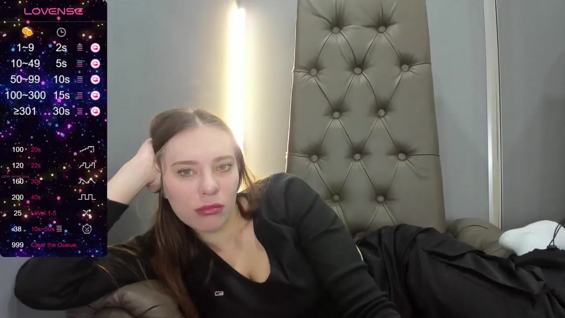 Gallery image thumbnail from Nicole_Kramm's myfreecams stream on, 05/23/2024, 07:49 image 10 of 20