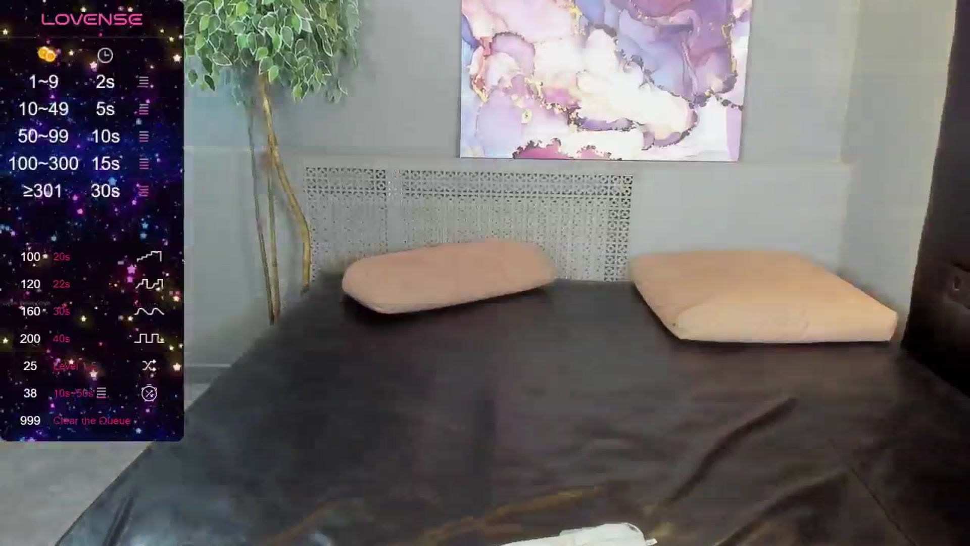 Gallery image thumbnail from Nicole_Kramm's myfreecams stream on, 05/28/2024, 11:08 image 19 of 20