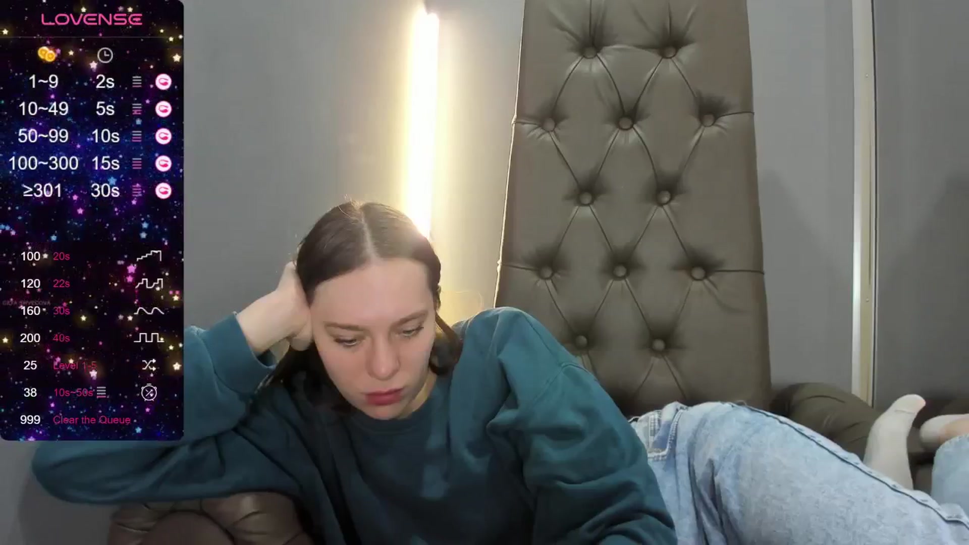 Gallery image thumbnail from Nicole_Kramm's myfreecams stream on, 05/30/2024, 09:02 image 13 of 20