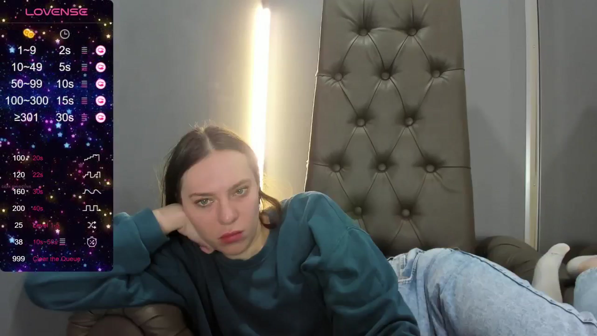 Gallery image thumbnail from Nicole_Kramm's myfreecams stream on, 05/30/2024, 09:02 image 19 of 20
