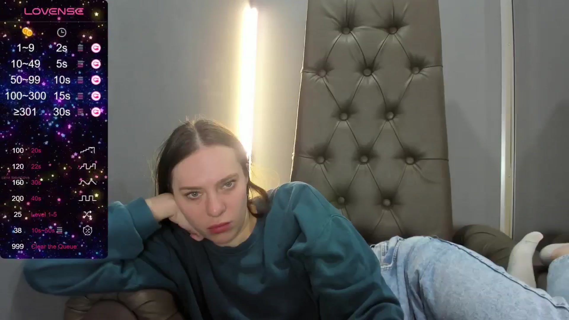 Gallery image thumbnail from Nicole_Kramm's myfreecams stream on, 05/30/2024, 09:02 image 16 of 20