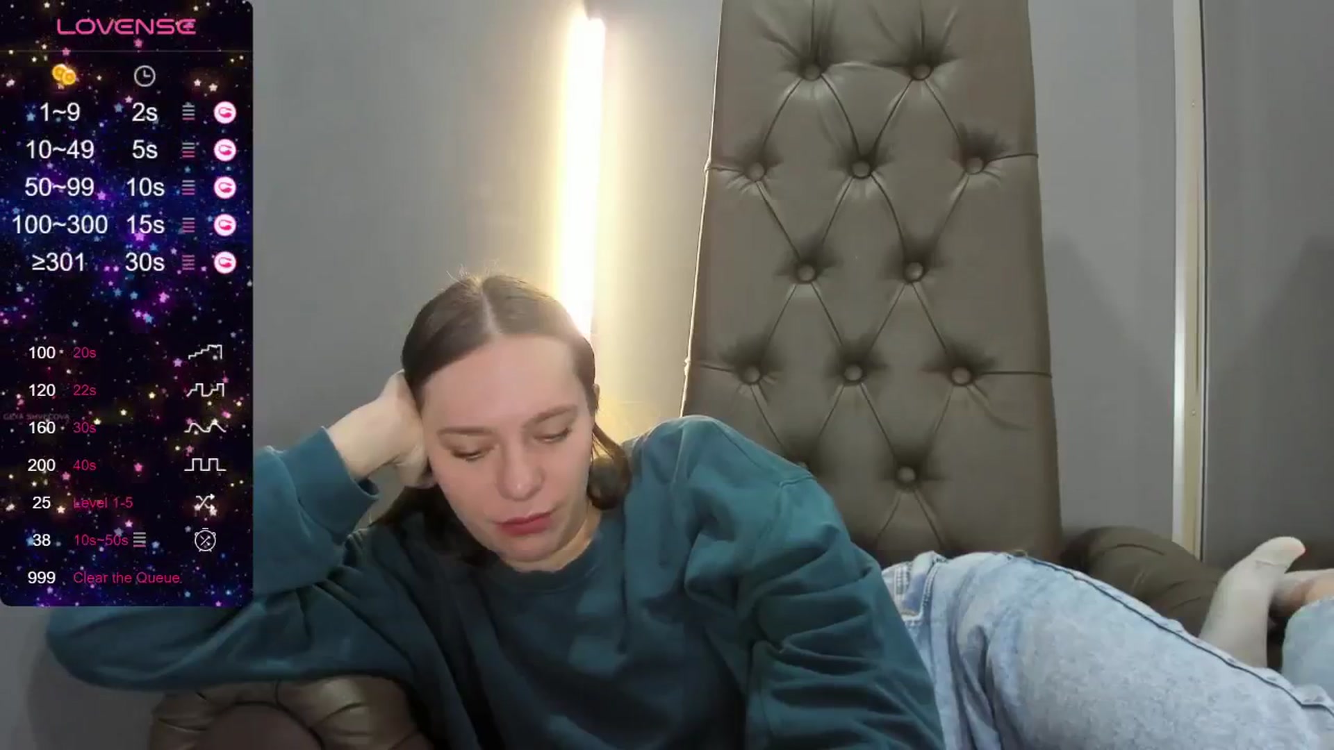 Gallery image thumbnail from Nicole_Kramm's myfreecams stream on, 05/30/2024, 09:02 image 10 of 20
