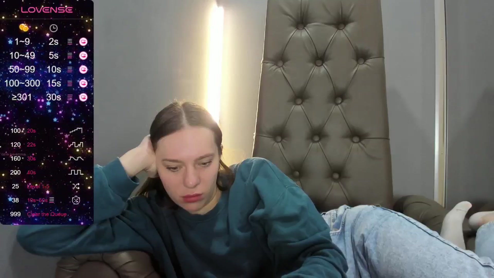 Gallery image thumbnail from Nicole_Kramm's myfreecams stream on, 05/30/2024, 09:02 image 12 of 20