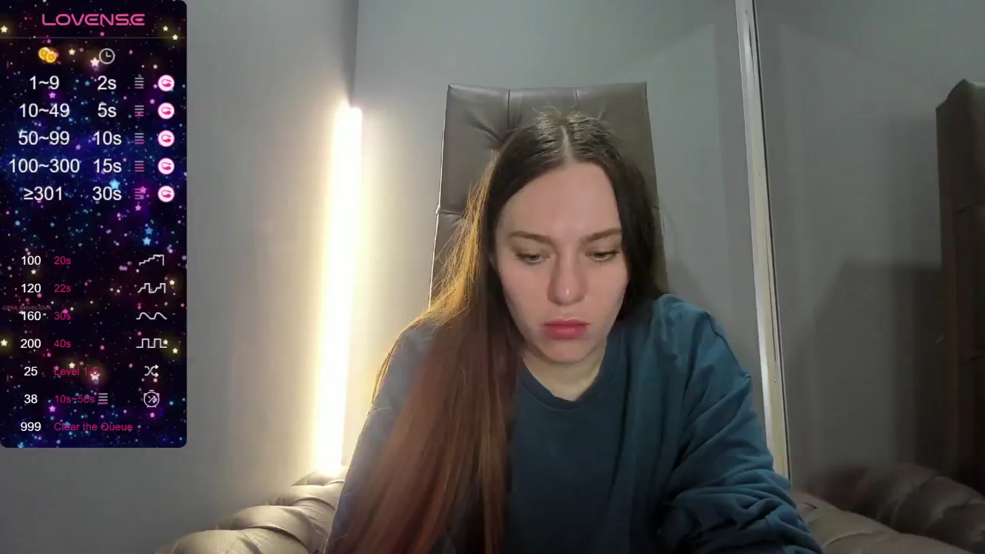 Gallery image thumbnail from Nicole_Kramm's myfreecams stream on, 05/30/2024, 10:10 image 19 of 20