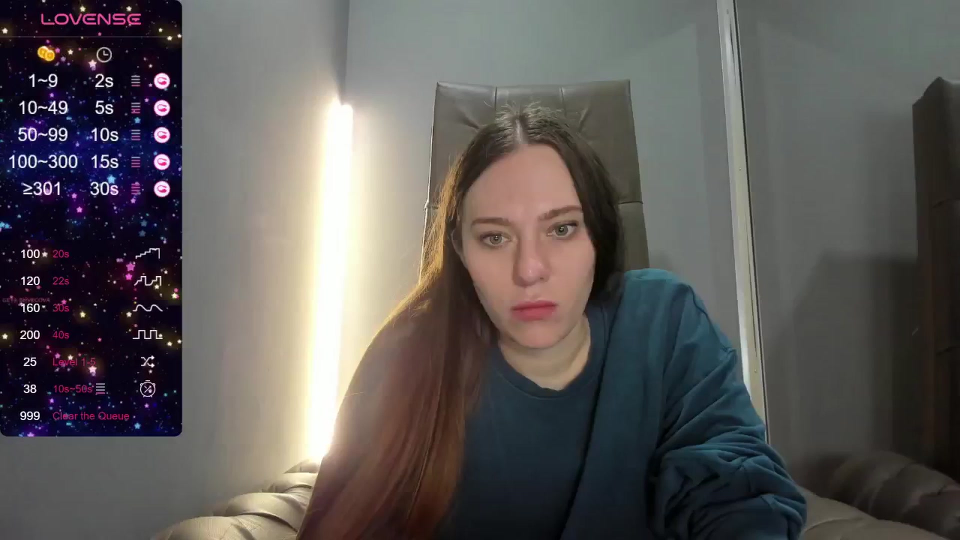 Gallery image thumbnail from Nicole_Kramm's myfreecams stream on, 05/30/2024, 10:10 image 14 of 20