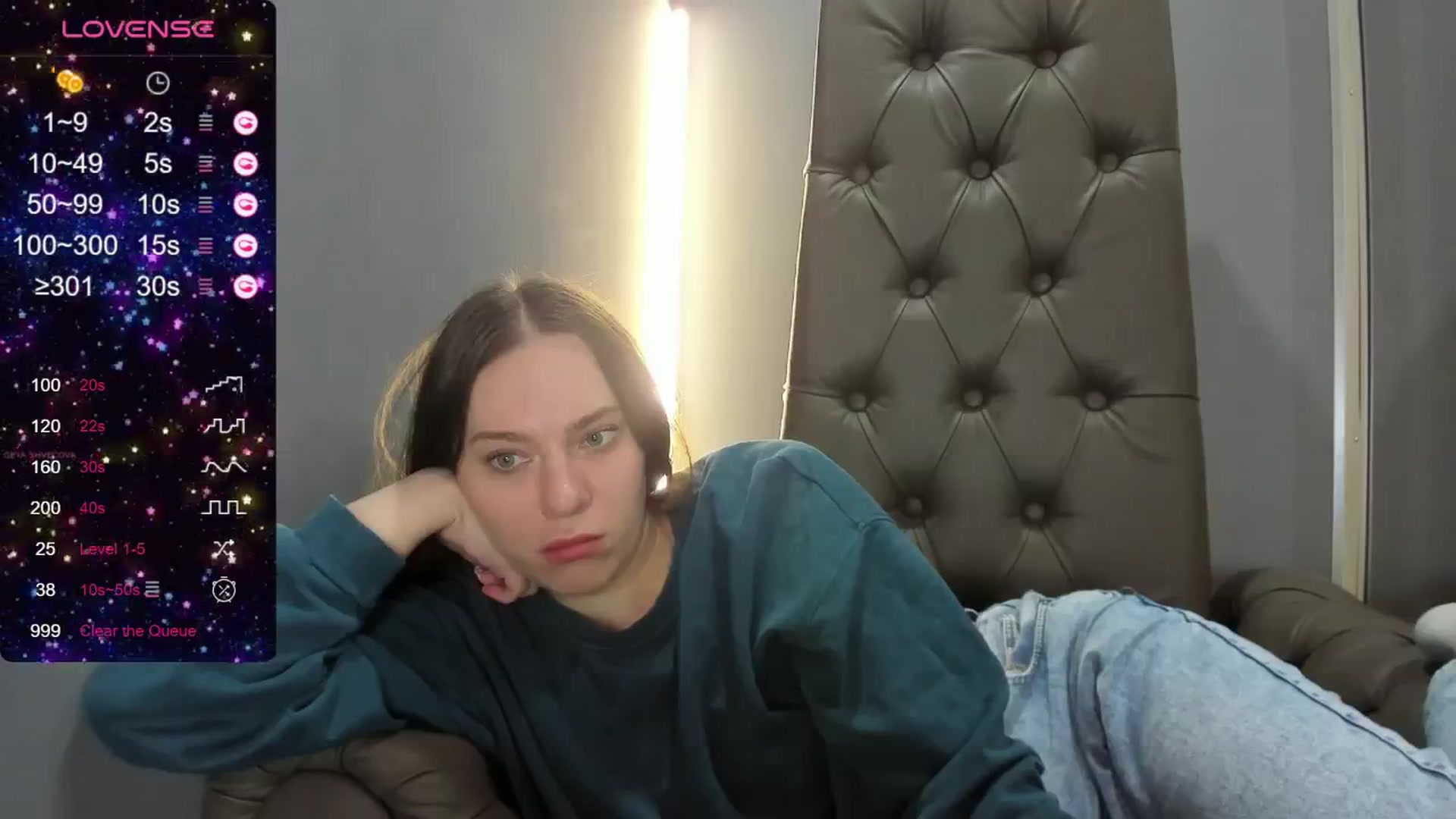 Gallery image thumbnail from Nicole_Kramm's myfreecams stream on, 05/30/2024, 10:10 image 7 of 20