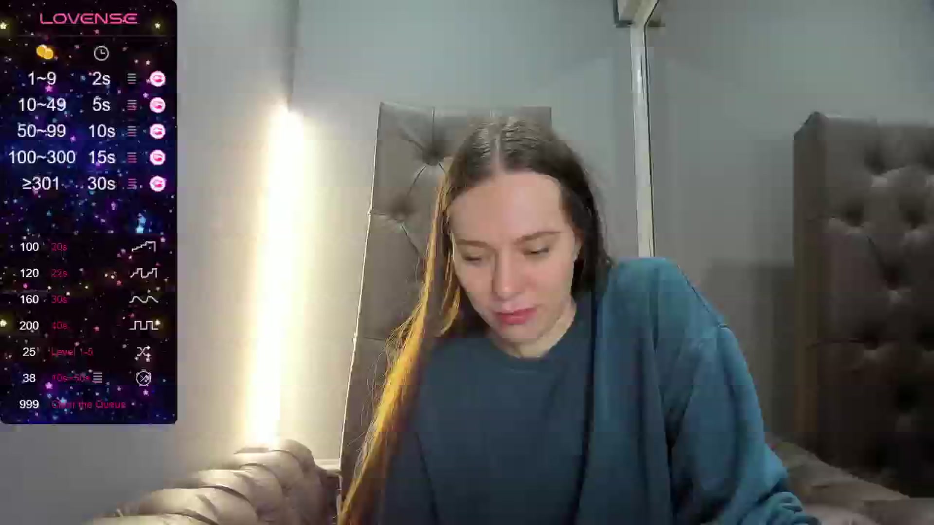 Gallery image thumbnail from Nicole_Kramm's myfreecams stream on, 05/30/2024, 10:36 image 12 of 20