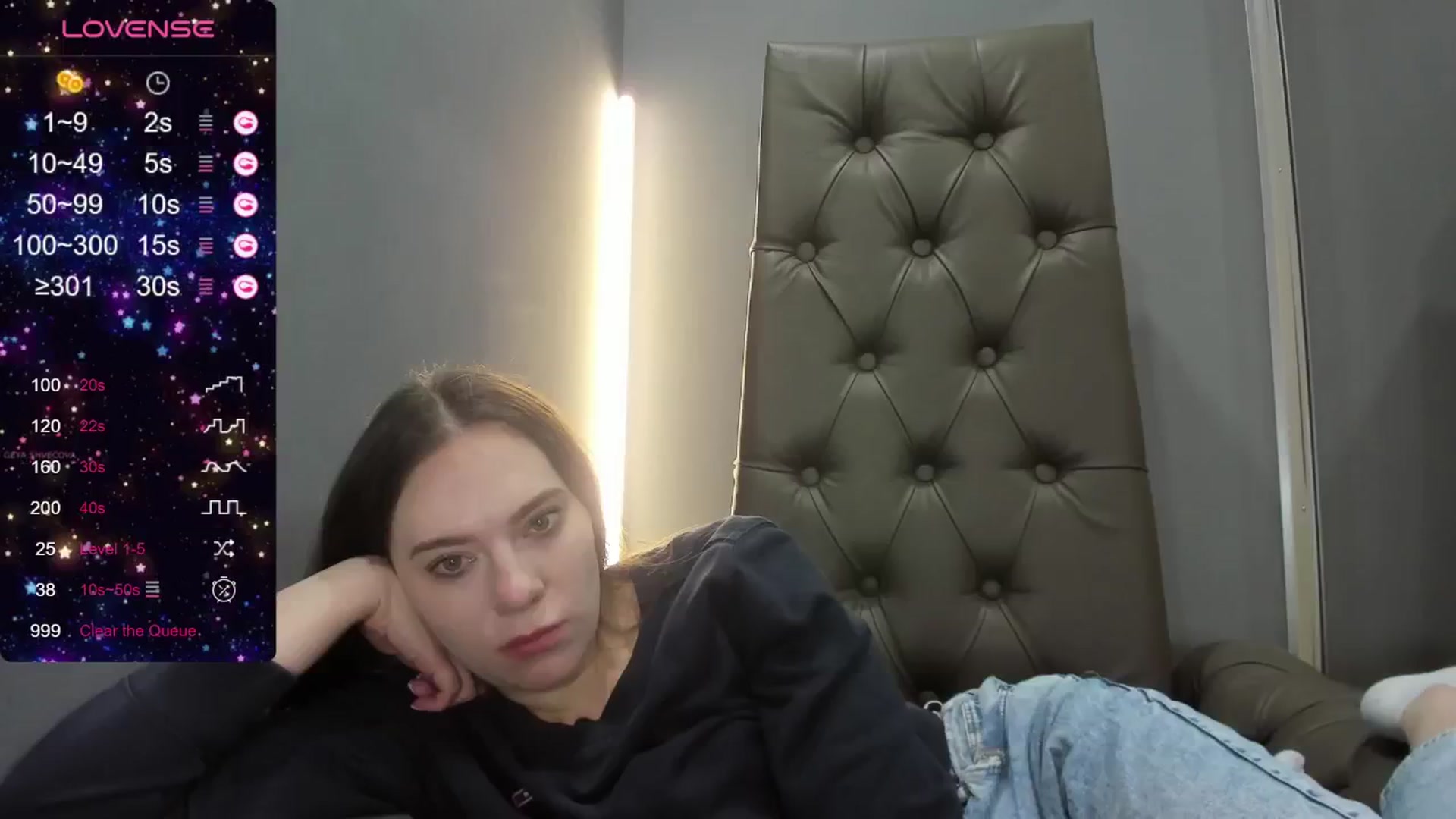 Gallery image thumbnail from Nicole_Kramm's myfreecams stream on, 05/31/2024, 09:16 image 14 of 20