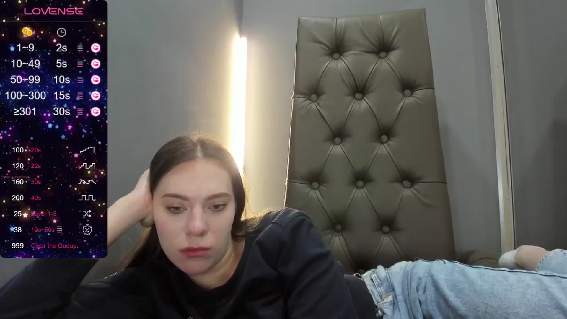 Gallery image thumbnail from Nicole_Kramm's myfreecams stream on, 05/31/2024, 09:16 image 15 of 20