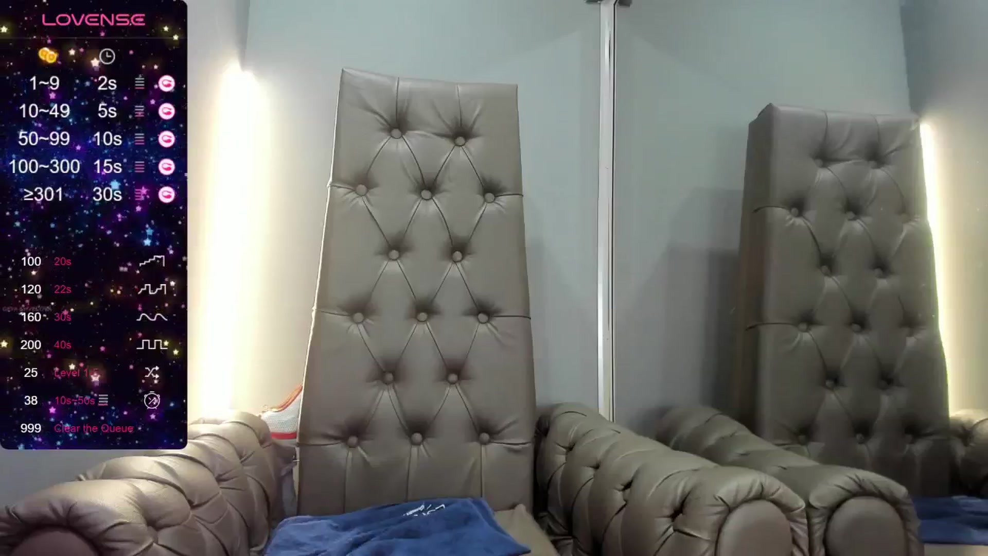 Gallery image thumbnail from Nicole_Kramm's myfreecams stream on, 06/02/2024, 10:23 image 18 of 20