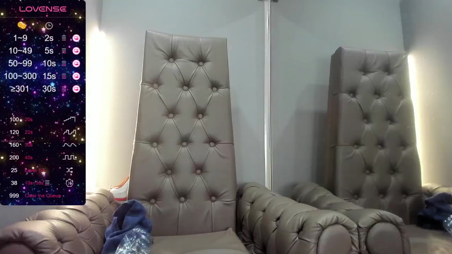 Gallery image thumbnail from Nicole_Kramm's myfreecams stream on, 06/02/2024, 12:28 image 12 of 20