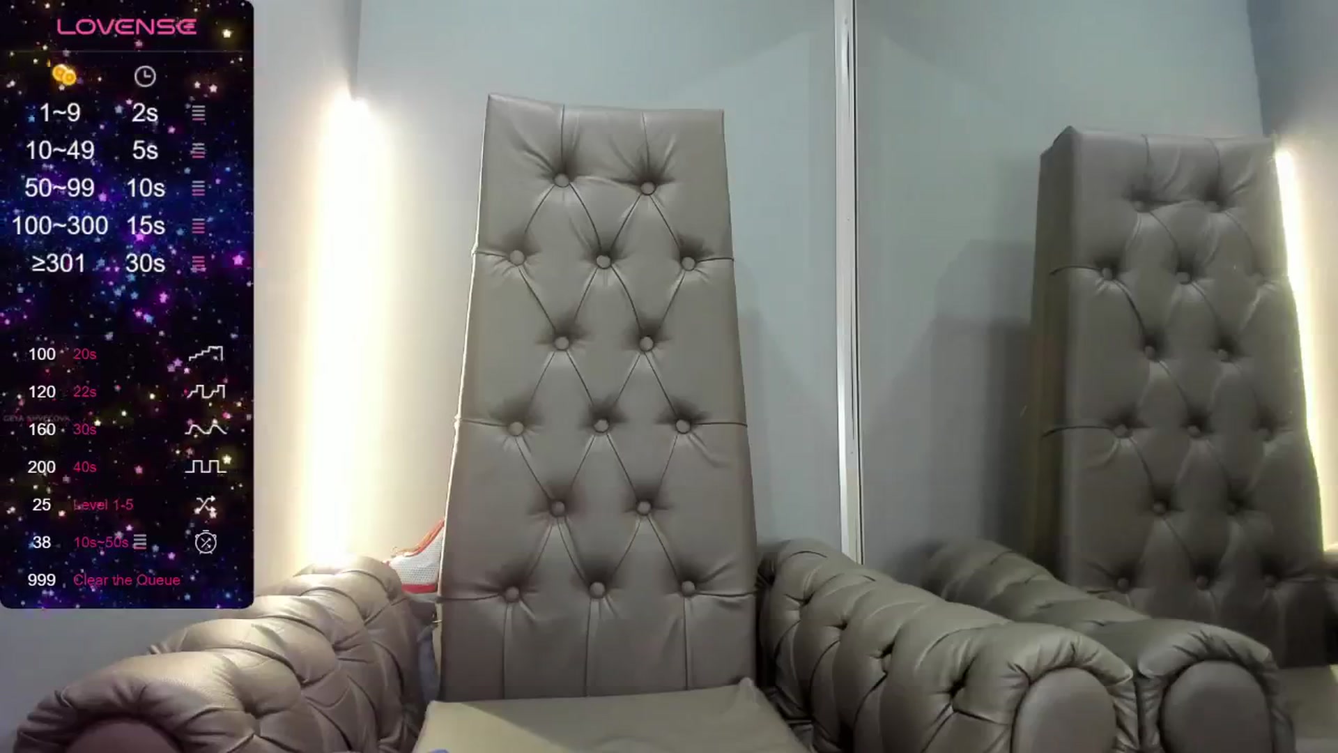 Gallery image thumbnail from Nicole_Kramm's myfreecams stream on, 06/03/2024, 09:26 image 18 of 20
