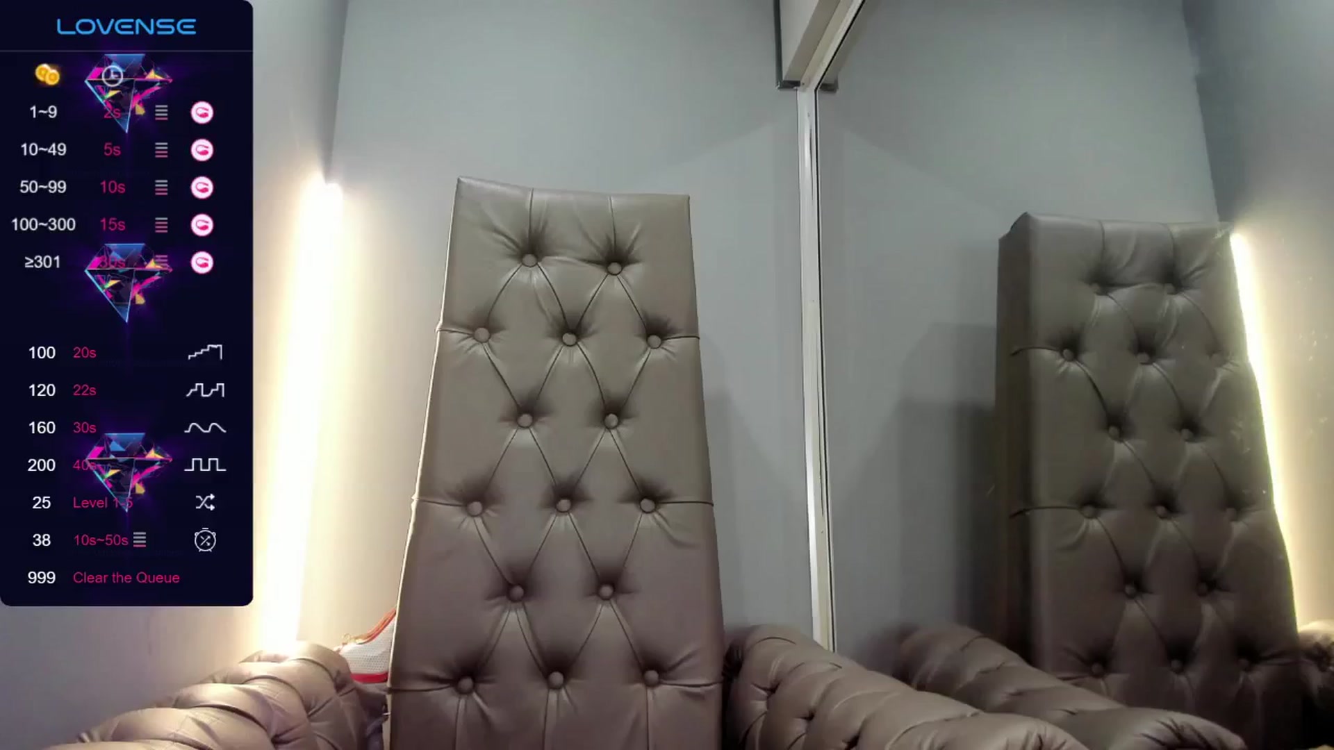 Gallery image thumbnail from Nicole_Kramm's myfreecams stream on, 06/07/2024, 09:33 image 13 of 20