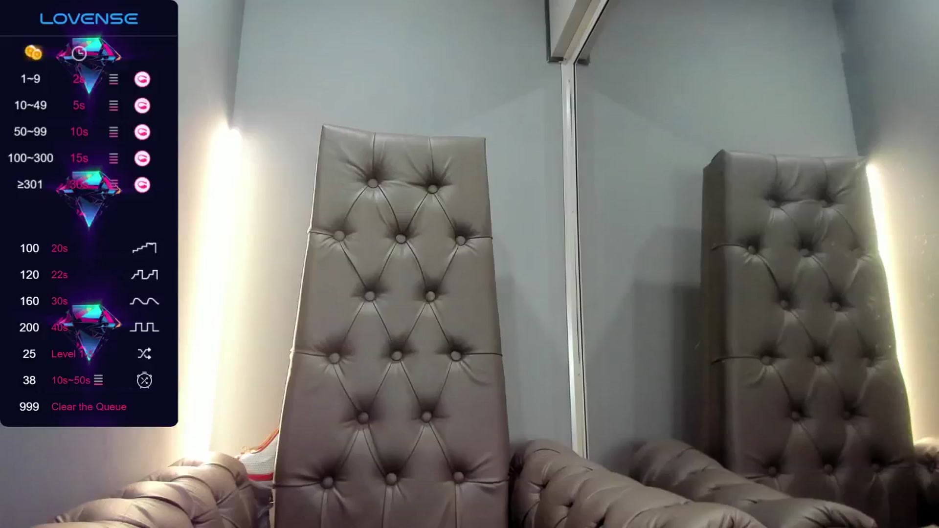 Gallery image thumbnail from Nicole_Kramm's myfreecams stream on, 06/07/2024, 09:33 image 14 of 20