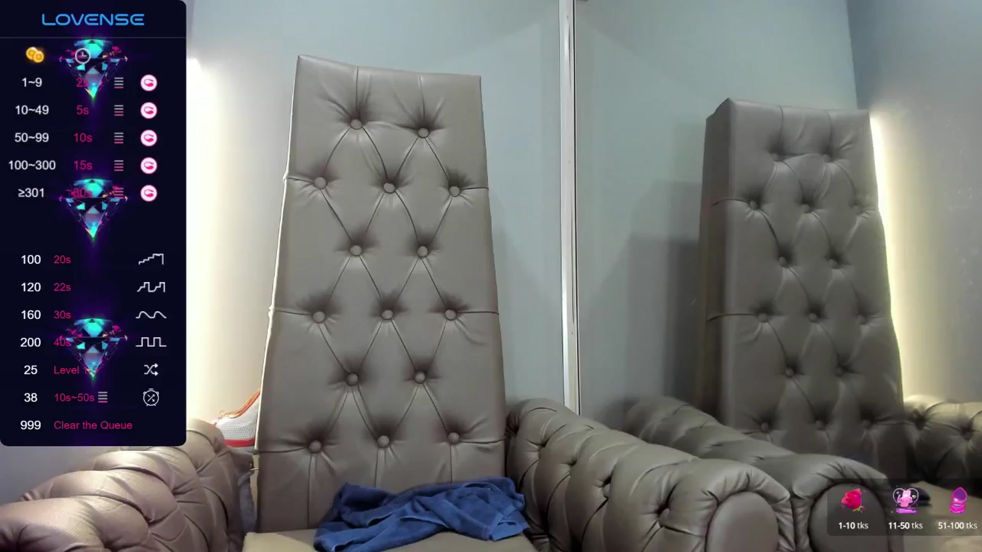Gallery image thumbnail from Nicole_Kramm's myfreecams stream on, 06/10/2024, 08:18 image 19 of 20