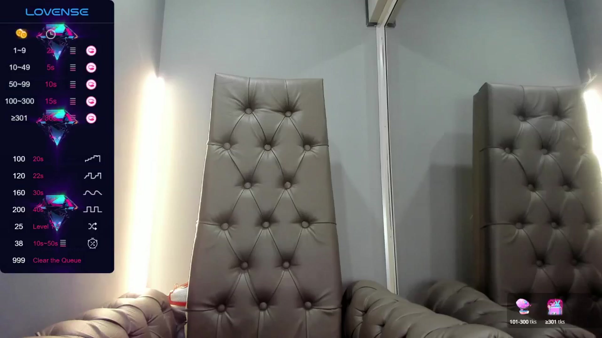 Gallery image thumbnail from Nicole_Kramm's myfreecams stream on, 06/27/2024, 10:35 image 19 of 20
