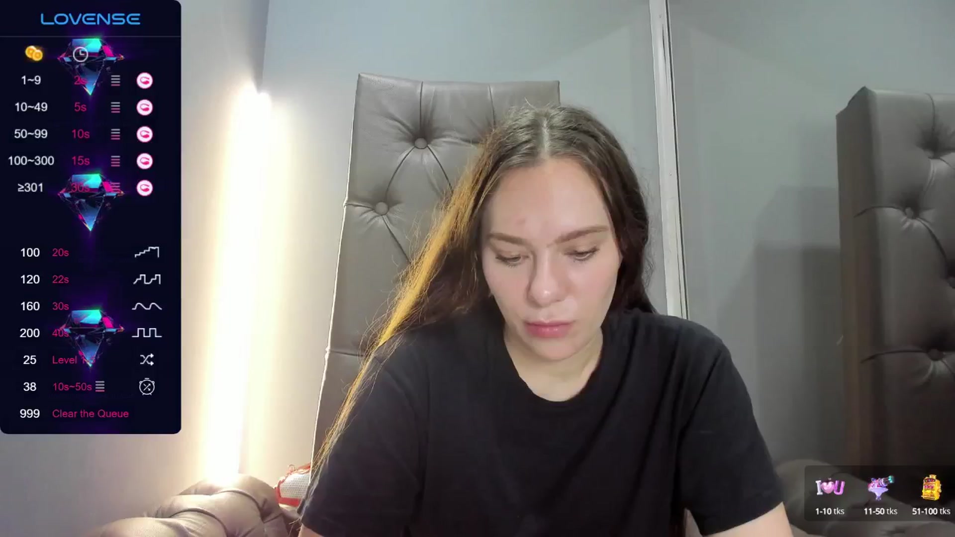 Gallery image thumbnail from Nicole_Kramm's myfreecams stream on, 06/27/2024, 10:35 image 18 of 20