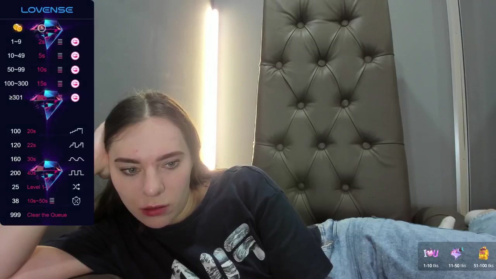 Gallery image thumbnail from Nicole_Kramm's myfreecams stream on, 06/29/2024, 11:20 image 6 of 20