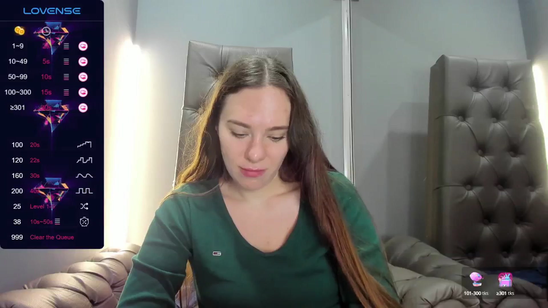 Gallery image thumbnail from Nicole_Kramm's myfreecams stream on, 06/30/2024, 13:37 image 11 of 20