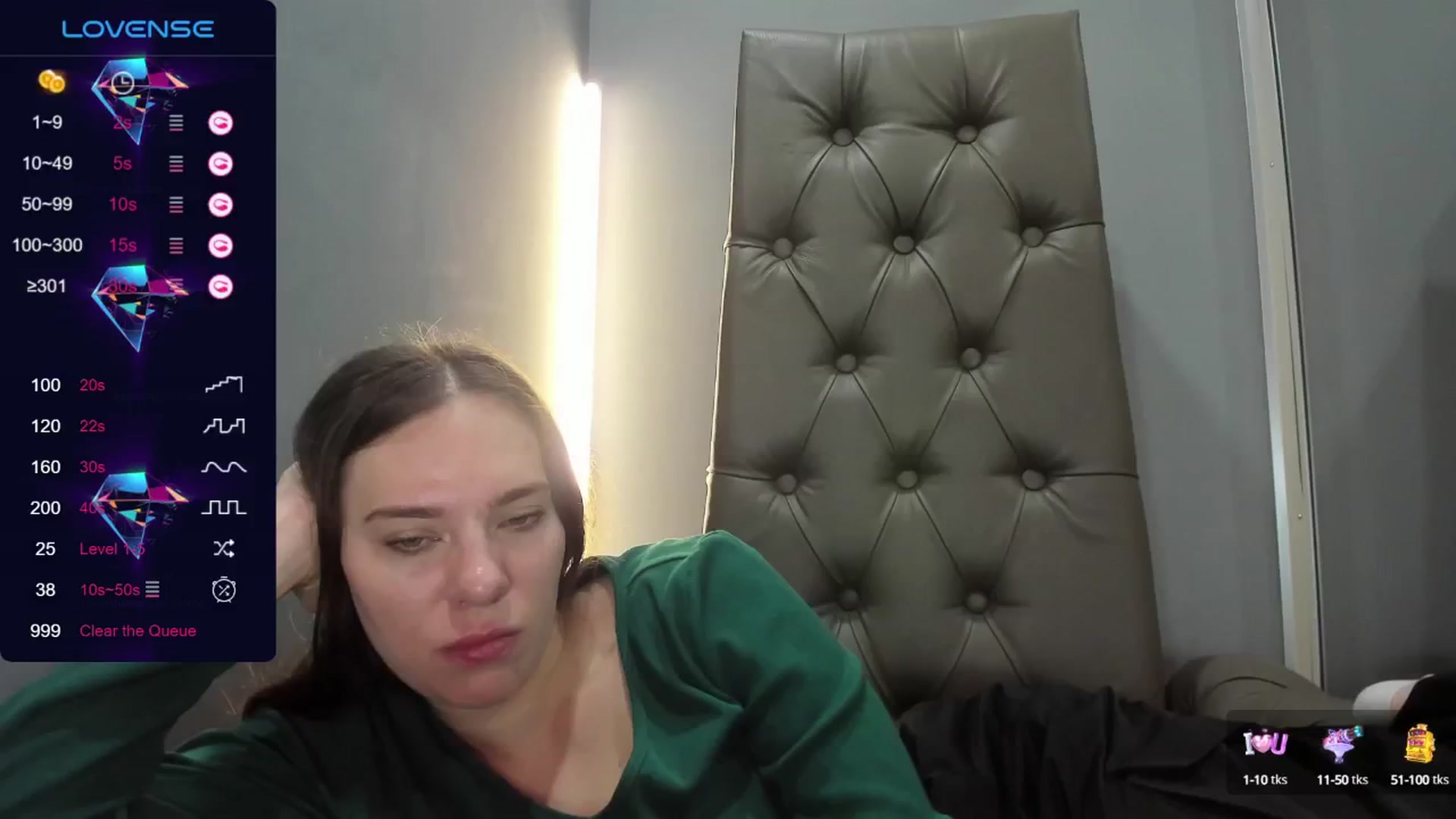Gallery image thumbnail from Nicole_Kramm's myfreecams stream on, 06/30/2024, 13:37 image 1 of 20