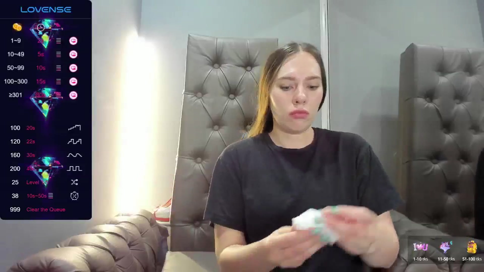 Gallery image thumbnail from Nicole_Kramm's myfreecams stream on, 07/07/2024, 11:40 image 17 of 20