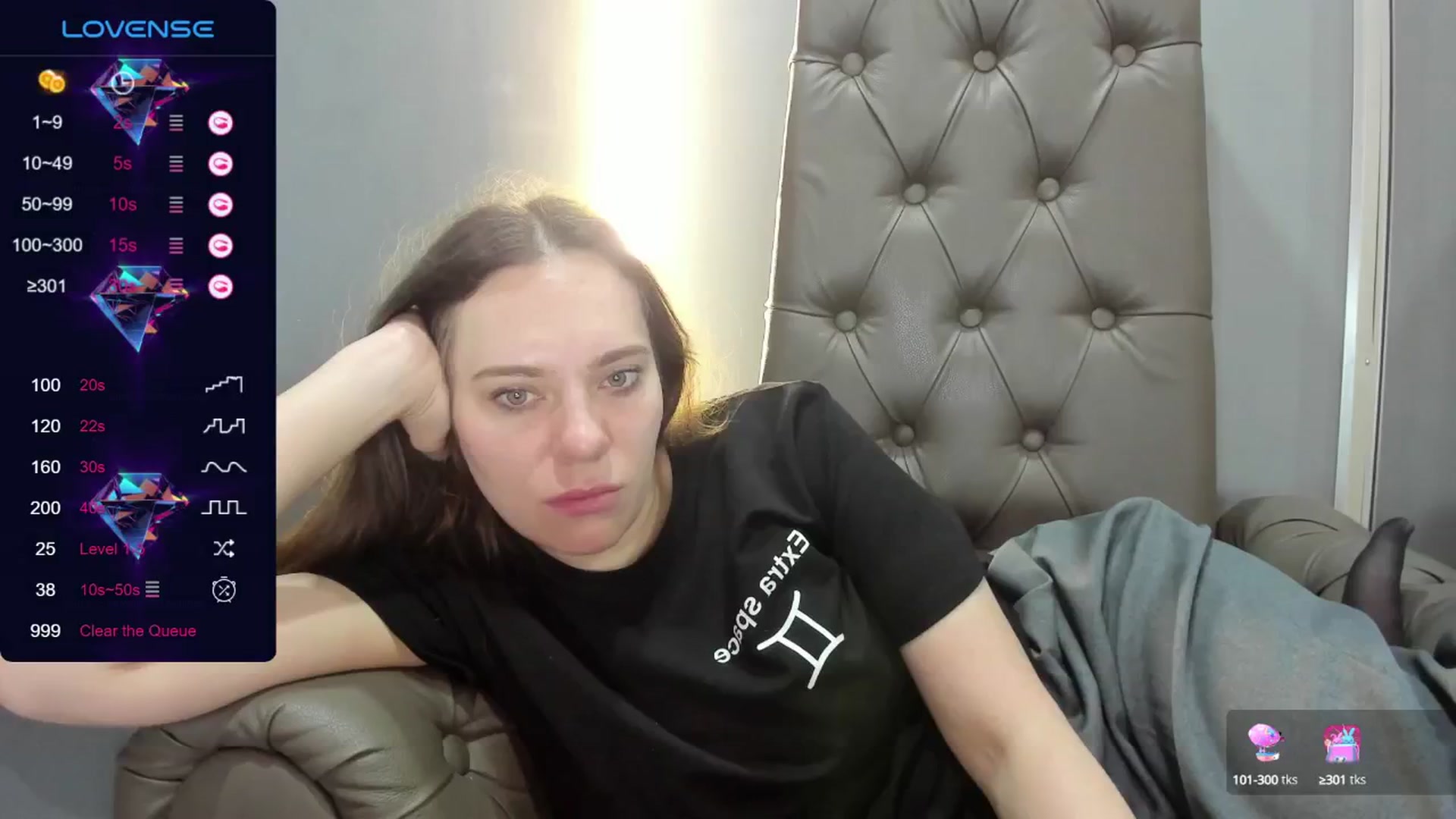 Gallery image thumbnail from Nicole_Kramm's myfreecams stream on, 07/10/2024, 13:59 image 11 of 20