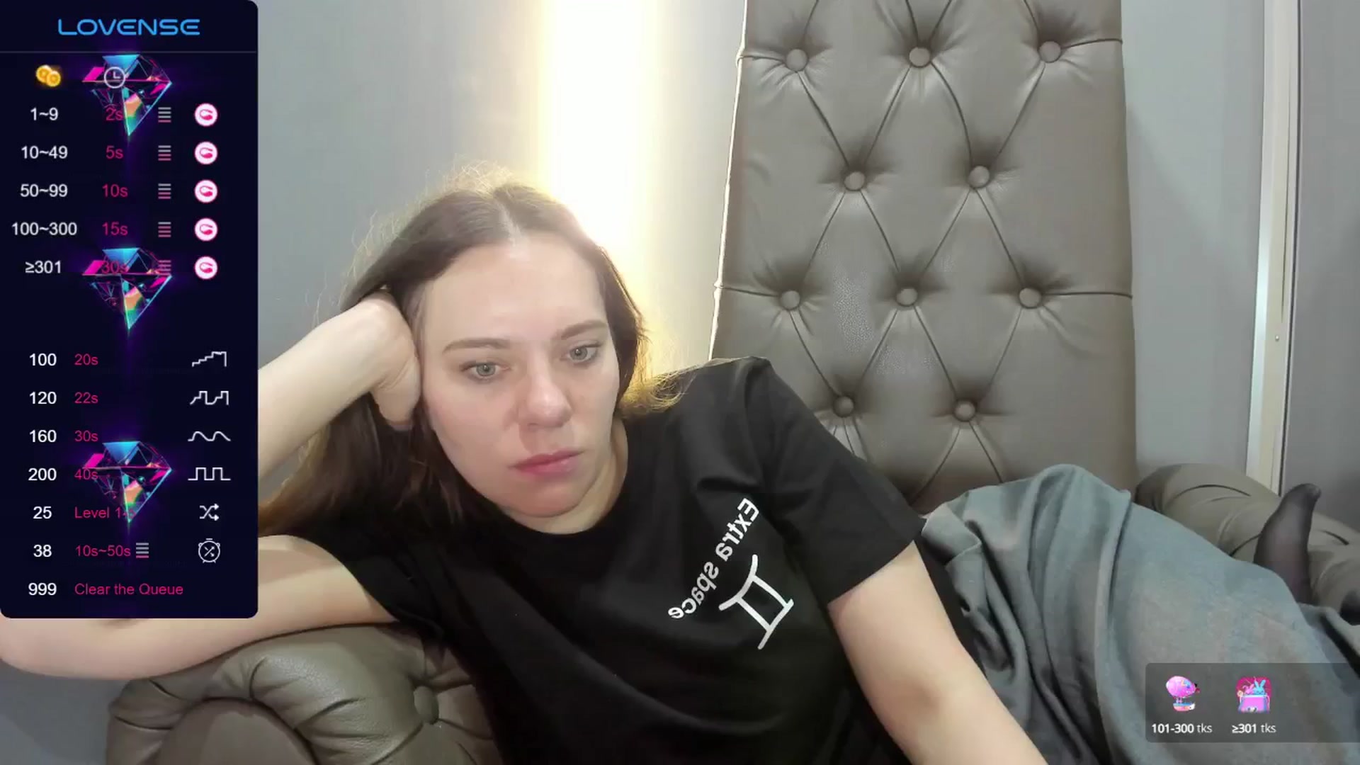 Gallery image thumbnail from Nicole_Kramm's myfreecams stream on, 07/10/2024, 13:59 image 13 of 20