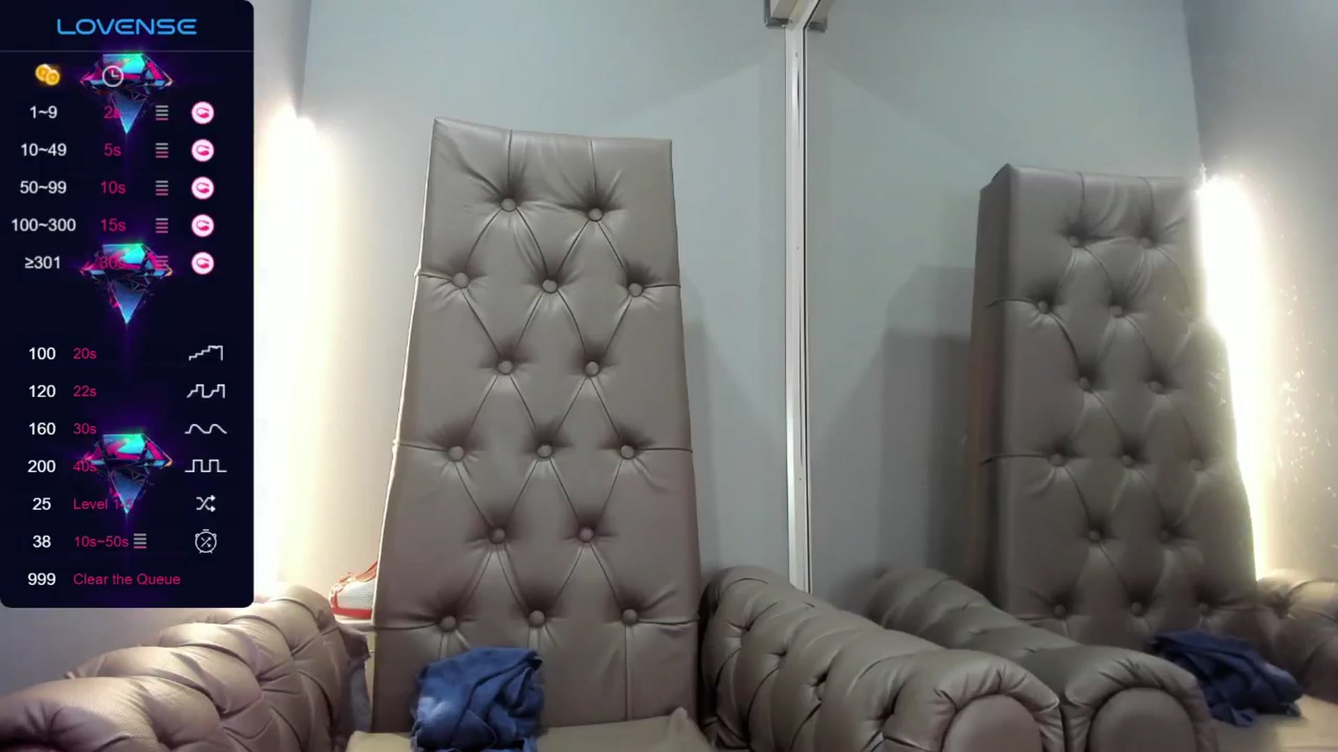 Gallery image thumbnail from Nicole_Kramm's myfreecams stream on, 07/15/2024, 14:05 image 9 of 20