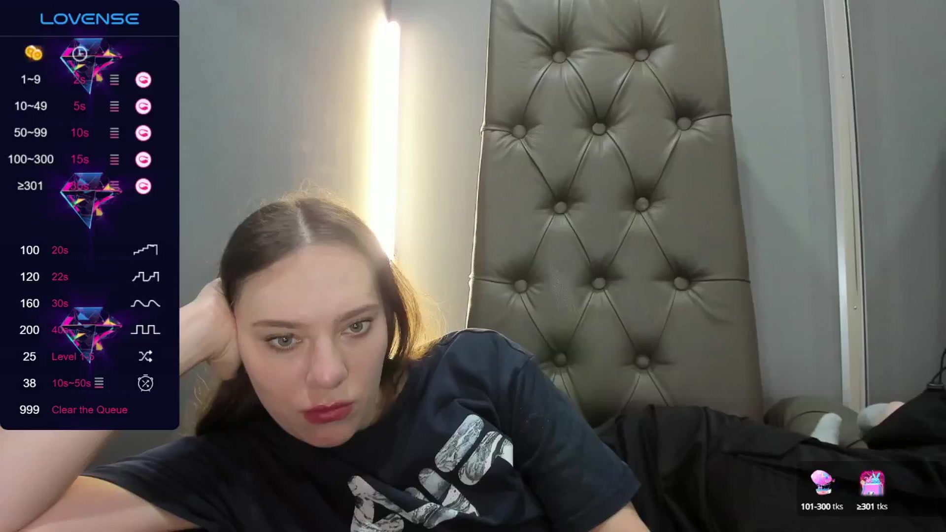 Gallery image thumbnail from Nicole_Kramm's myfreecams stream on, 07/16/2024, 08:20 image 14 of 20