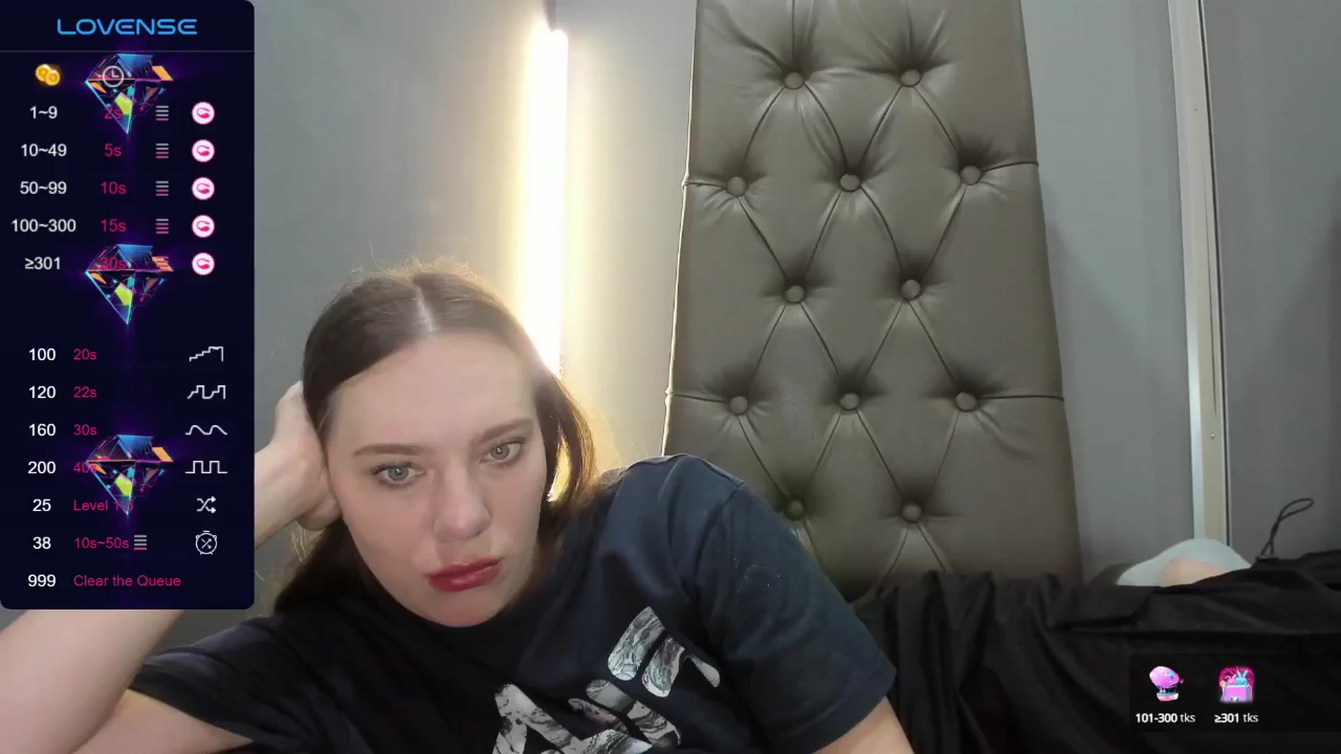 Gallery image thumbnail from Nicole_Kramm's myfreecams stream on, 07/16/2024, 08:20 image 7 of 20