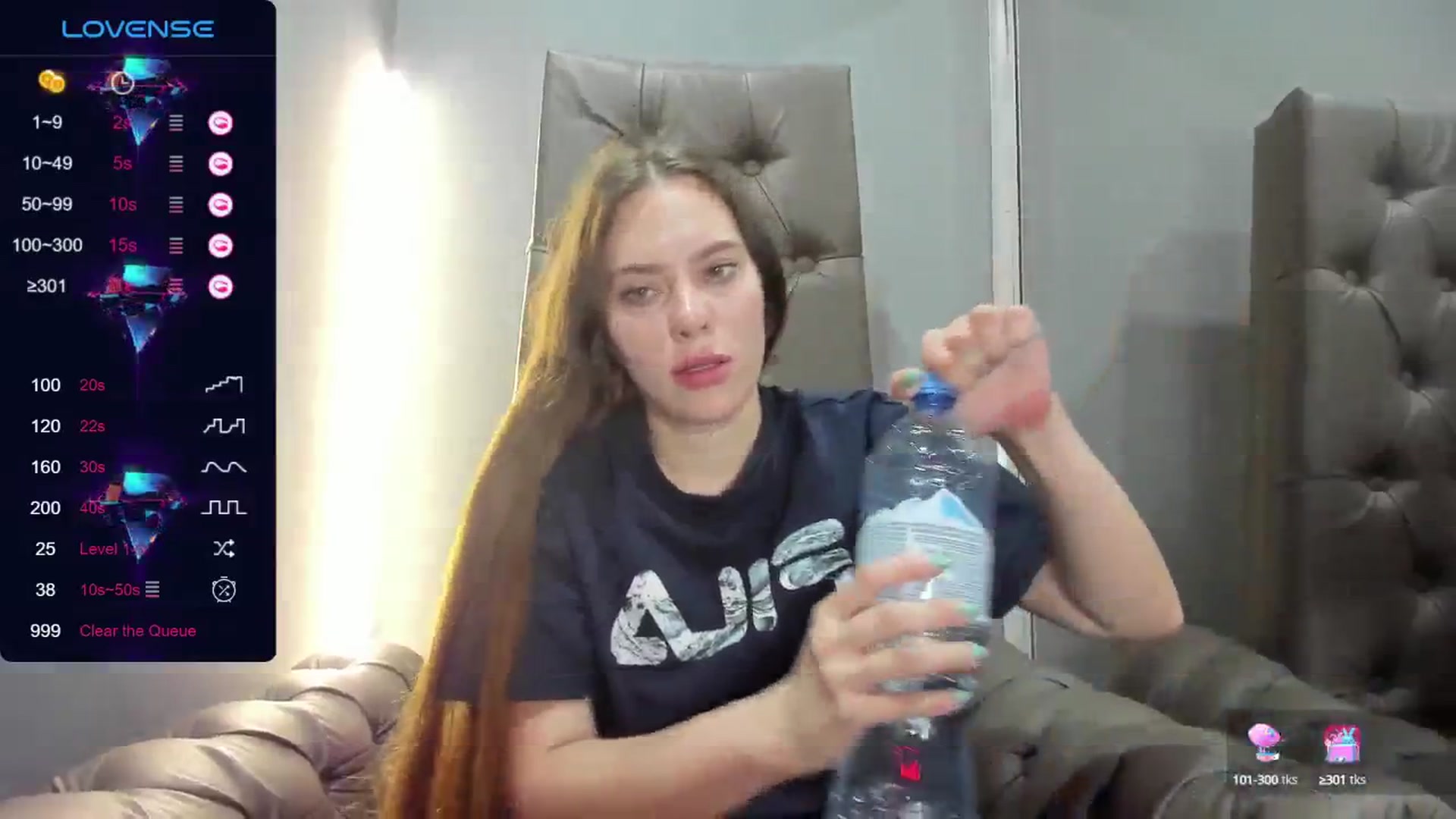 Gallery image thumbnail from Nicole_Kramm's myfreecams stream on, 07/16/2024, 14:10 image 4 of 20