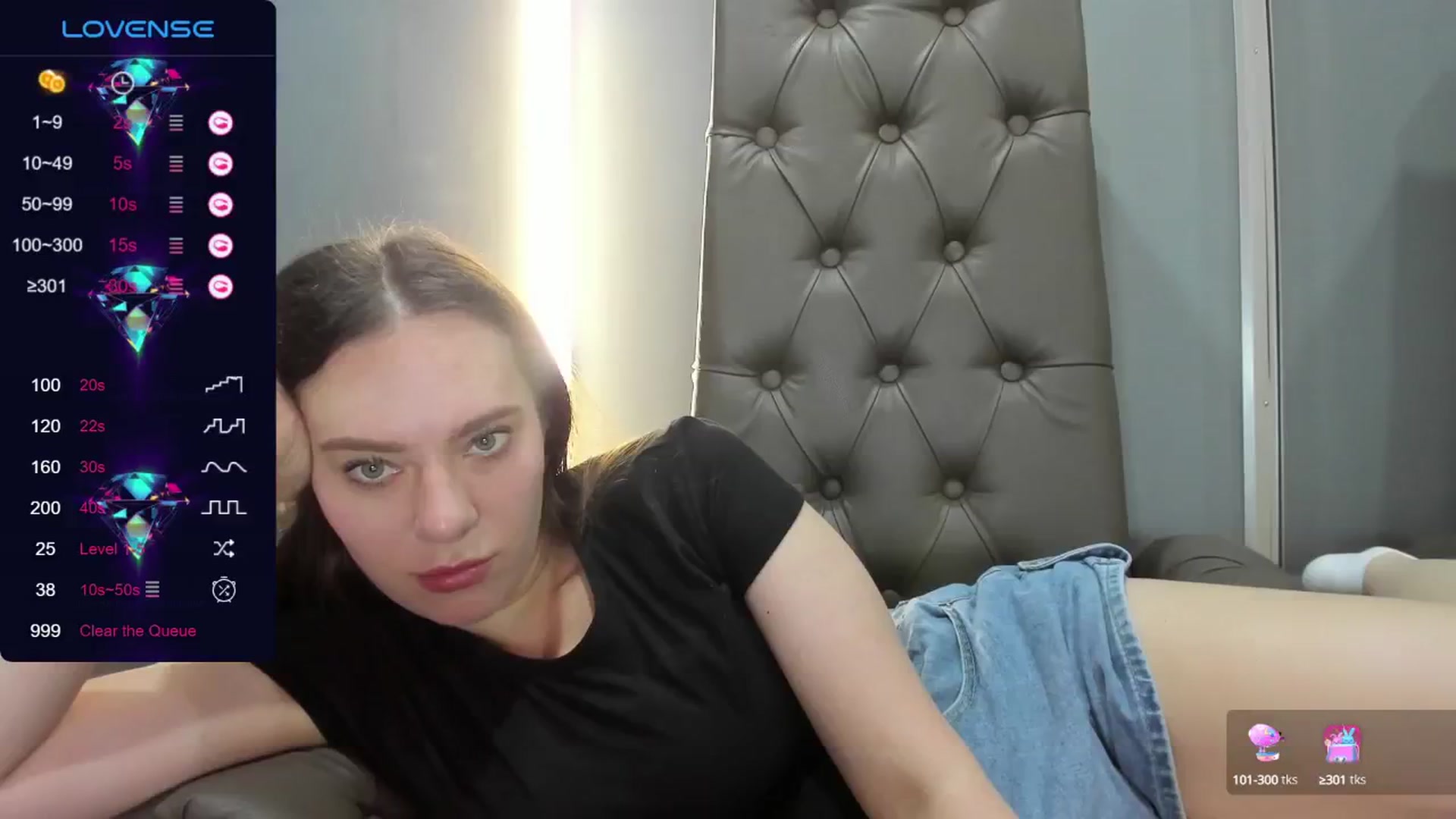 Gallery image thumbnail from Nicole_Kramm's myfreecams stream on, 07/23/2024, 09:12 image 11 of 20