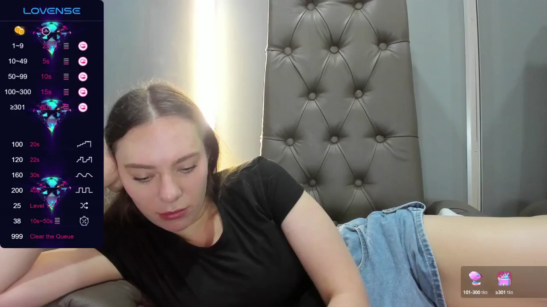 Gallery image thumbnail from Nicole_Kramm's myfreecams stream on, 07/23/2024, 09:12 image 6 of 20