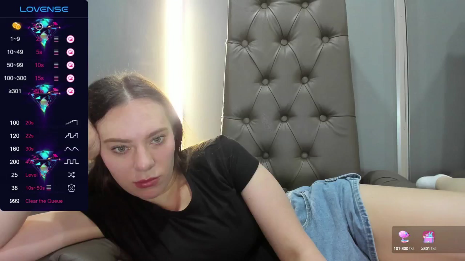 Gallery image thumbnail from Nicole_Kramm's myfreecams stream on, 07/23/2024, 09:12 image 13 of 20