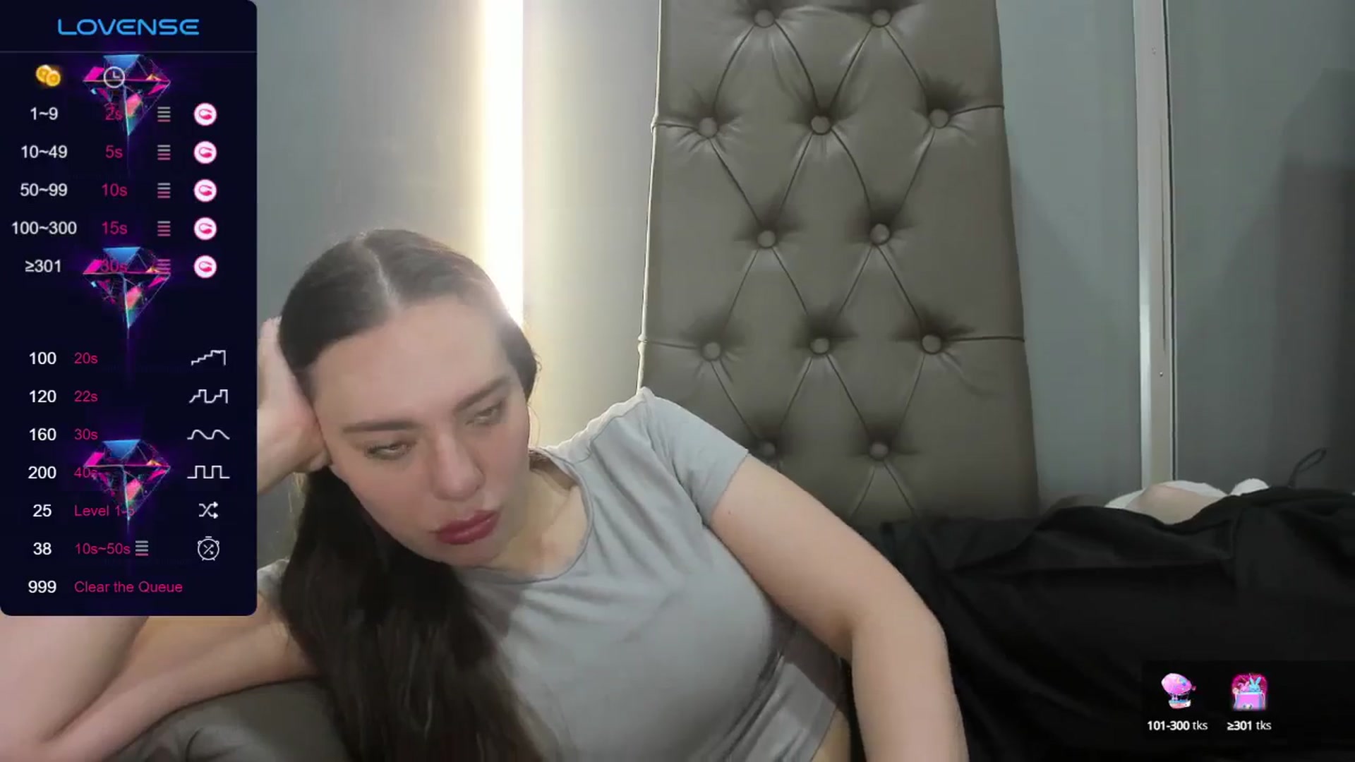 Gallery image thumbnail from Nicole_Kramm's myfreecams stream on, 08/08/2024, 11:14 image 16 of 20