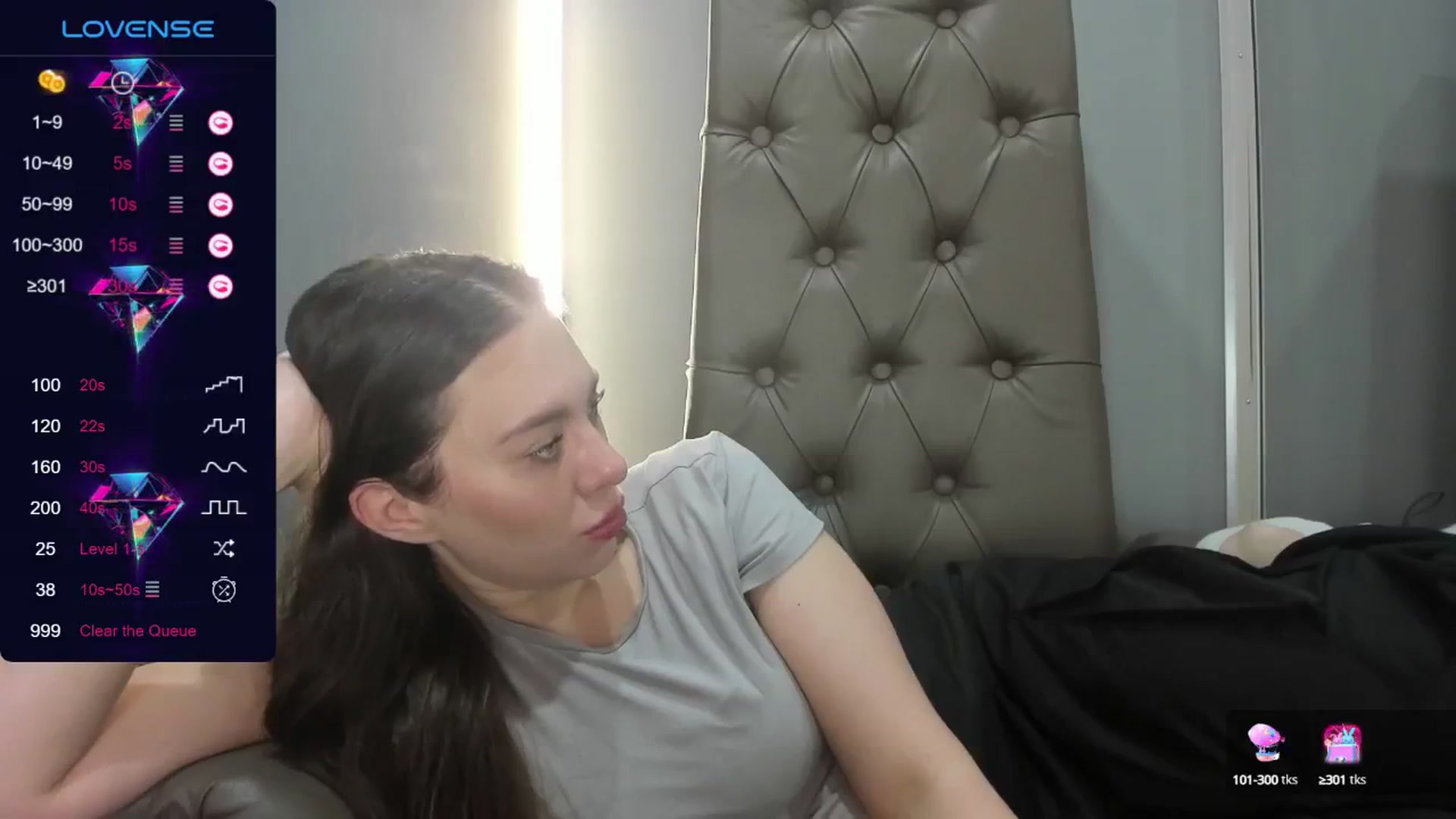 Gallery image thumbnail from Nicole_Kramm's myfreecams stream on, 08/08/2024, 11:14 image 18 of 20