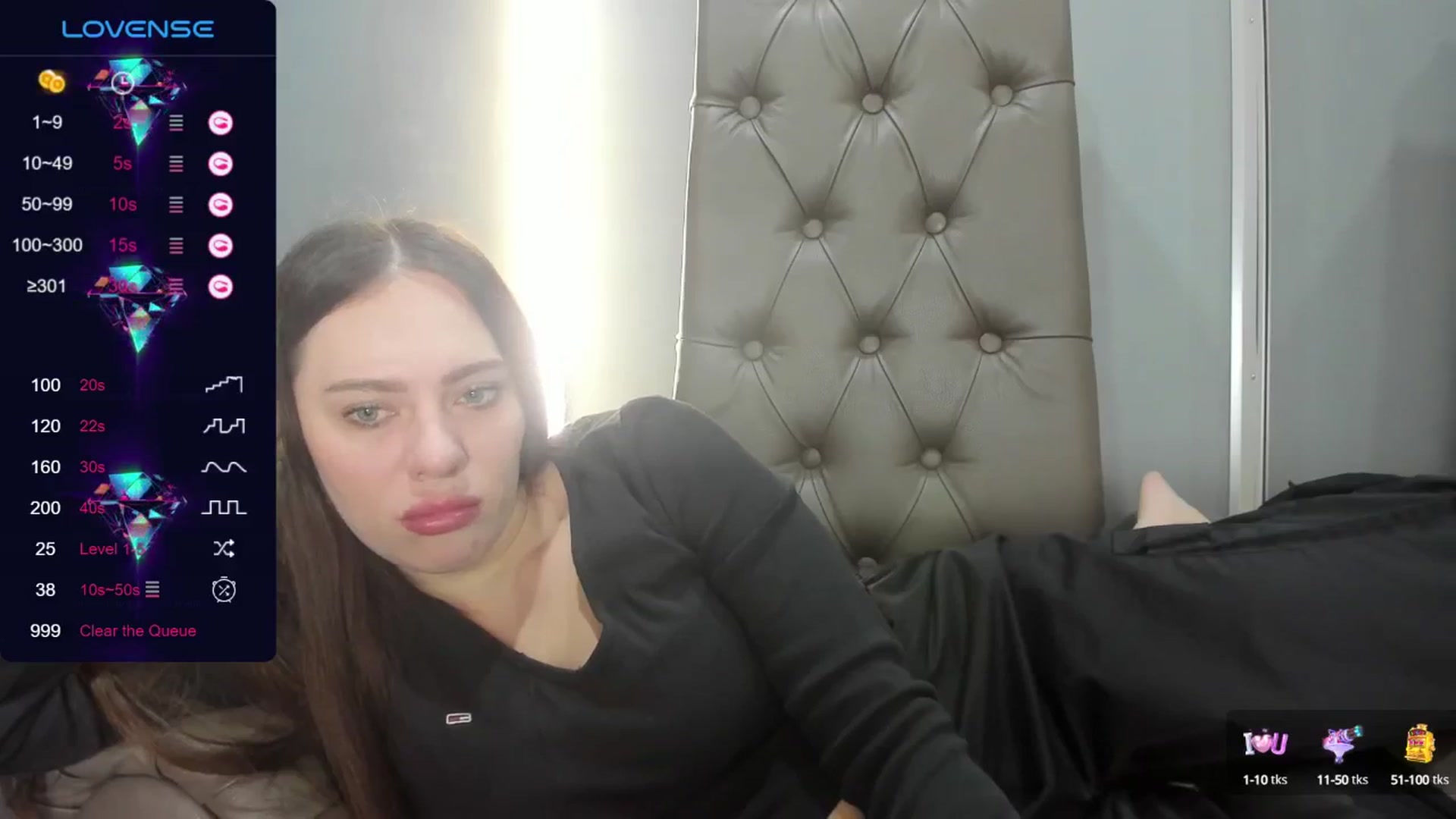 Gallery image thumbnail from Nicole_Kramm's myfreecams stream on, 08/09/2024, 08:01 image 13 of 20