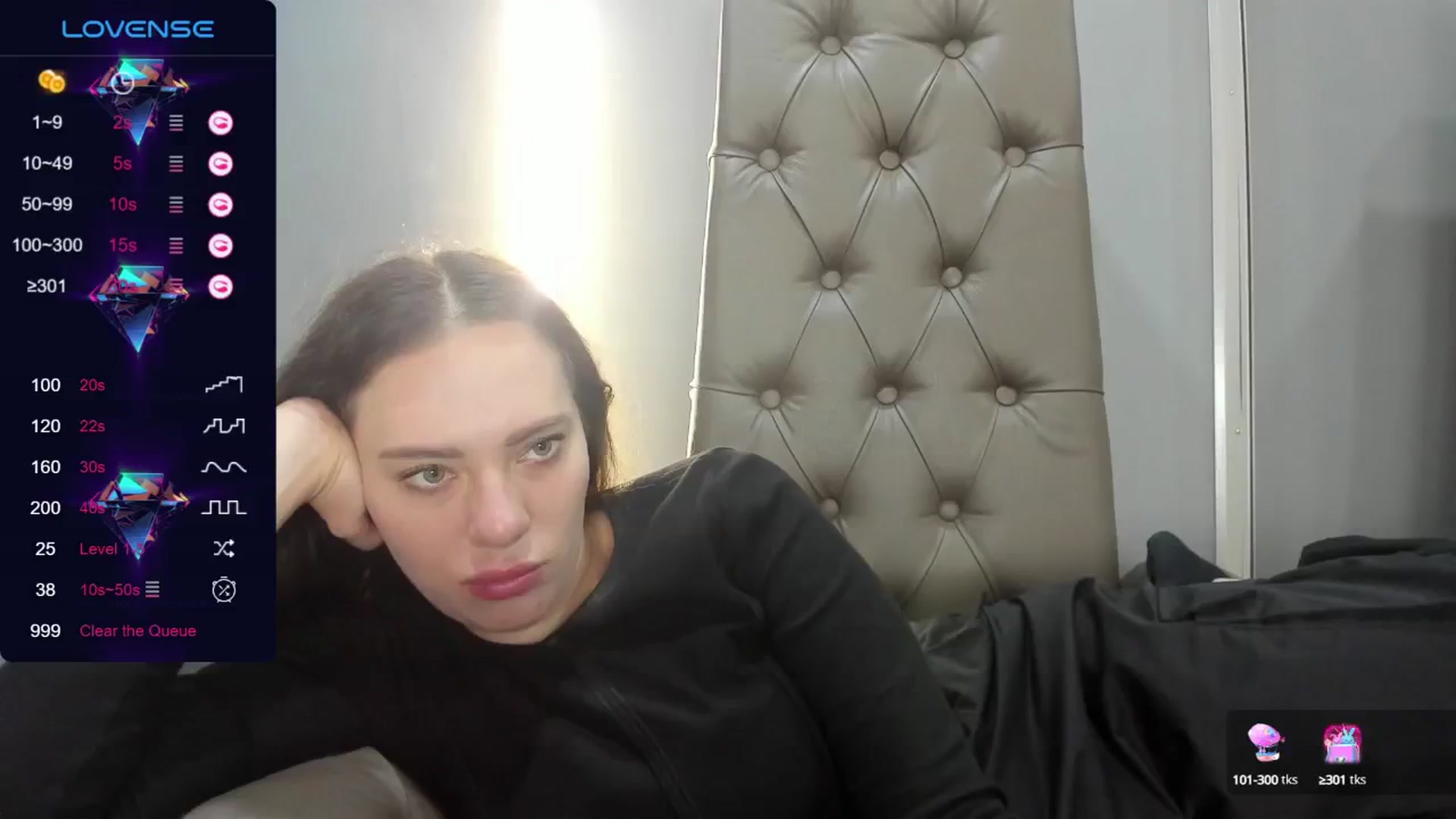 Gallery image thumbnail from Nicole_Kramm's myfreecams stream on, 08/10/2024, 10:53 image 11 of 20