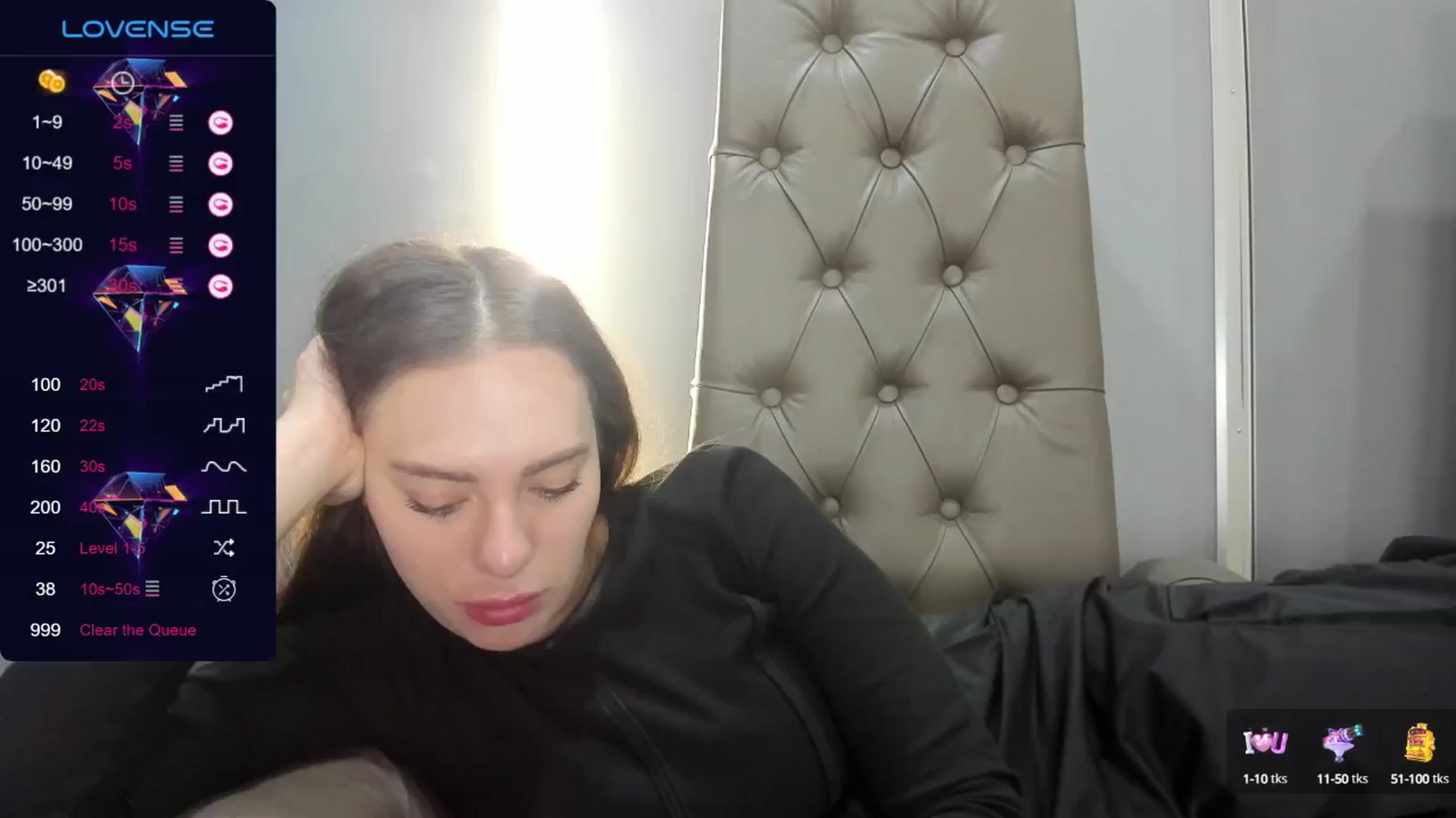 Gallery image thumbnail from Nicole_Kramm's myfreecams stream on, 08/10/2024, 10:53 image 8 of 20