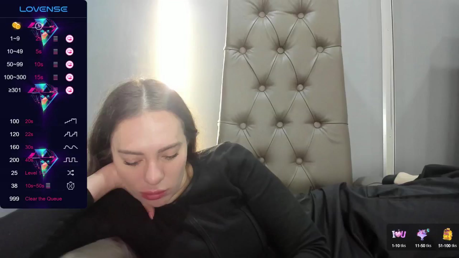 Gallery image thumbnail from Nicole_Kramm's myfreecams stream on, 08/10/2024, 10:53 image 12 of 20