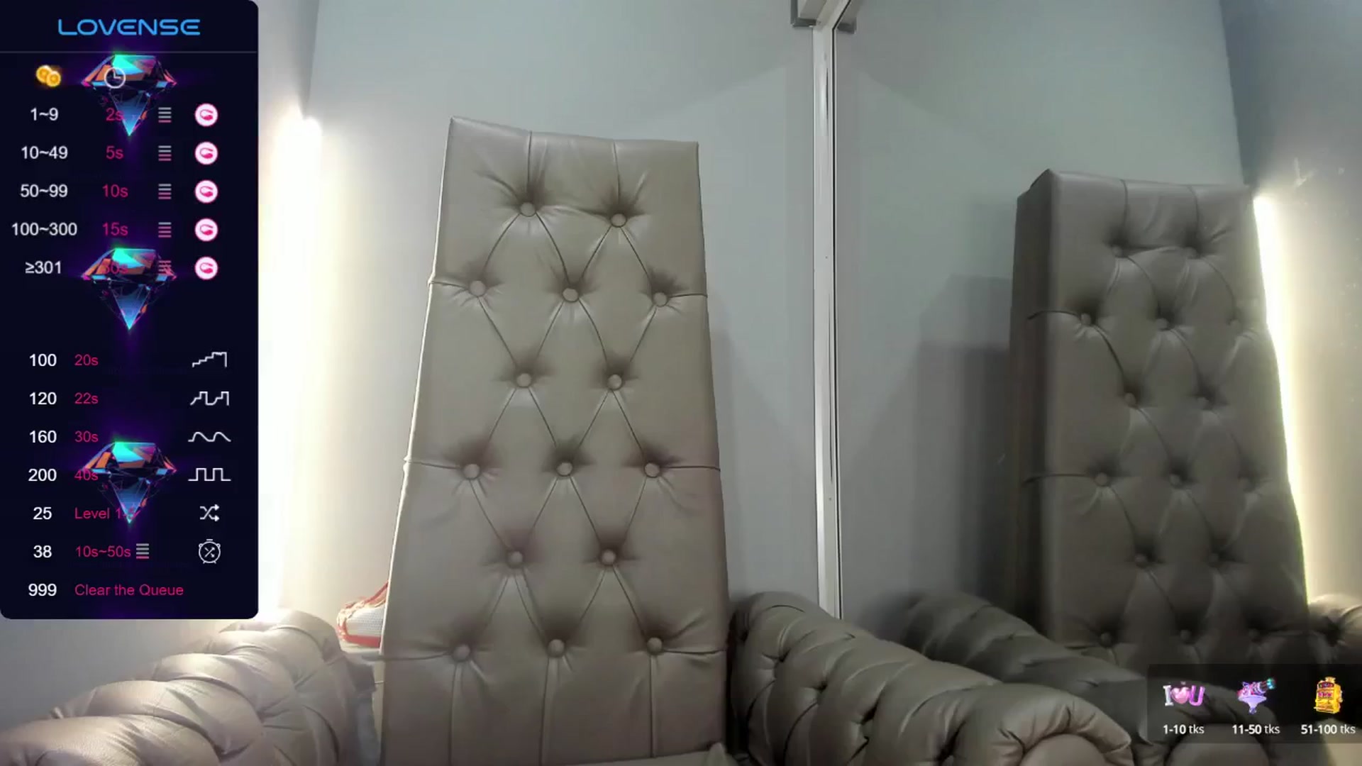 Gallery image thumbnail from Nicole_Kramm's myfreecams stream on, 08/14/2024, 07:31 image 1 of 20