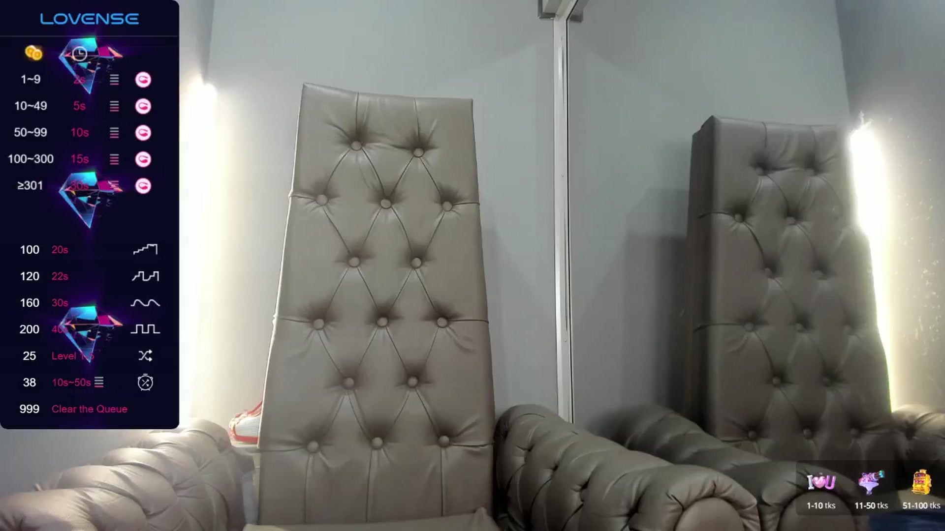 Gallery image thumbnail from Nicole_Kramm's myfreecams stream on, 08/22/2024, 08:17 image 4 of 20