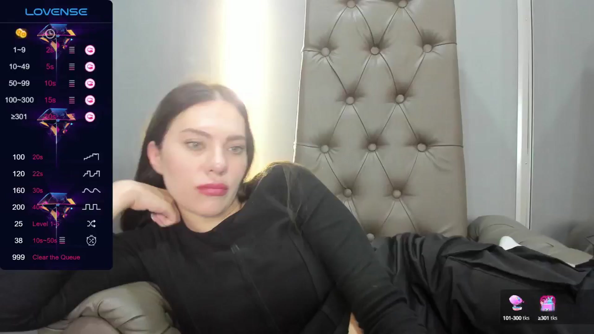 Gallery image thumbnail from Nicole_Kramm's myfreecams stream on, 08/22/2024, 09:35 image 18 of 20