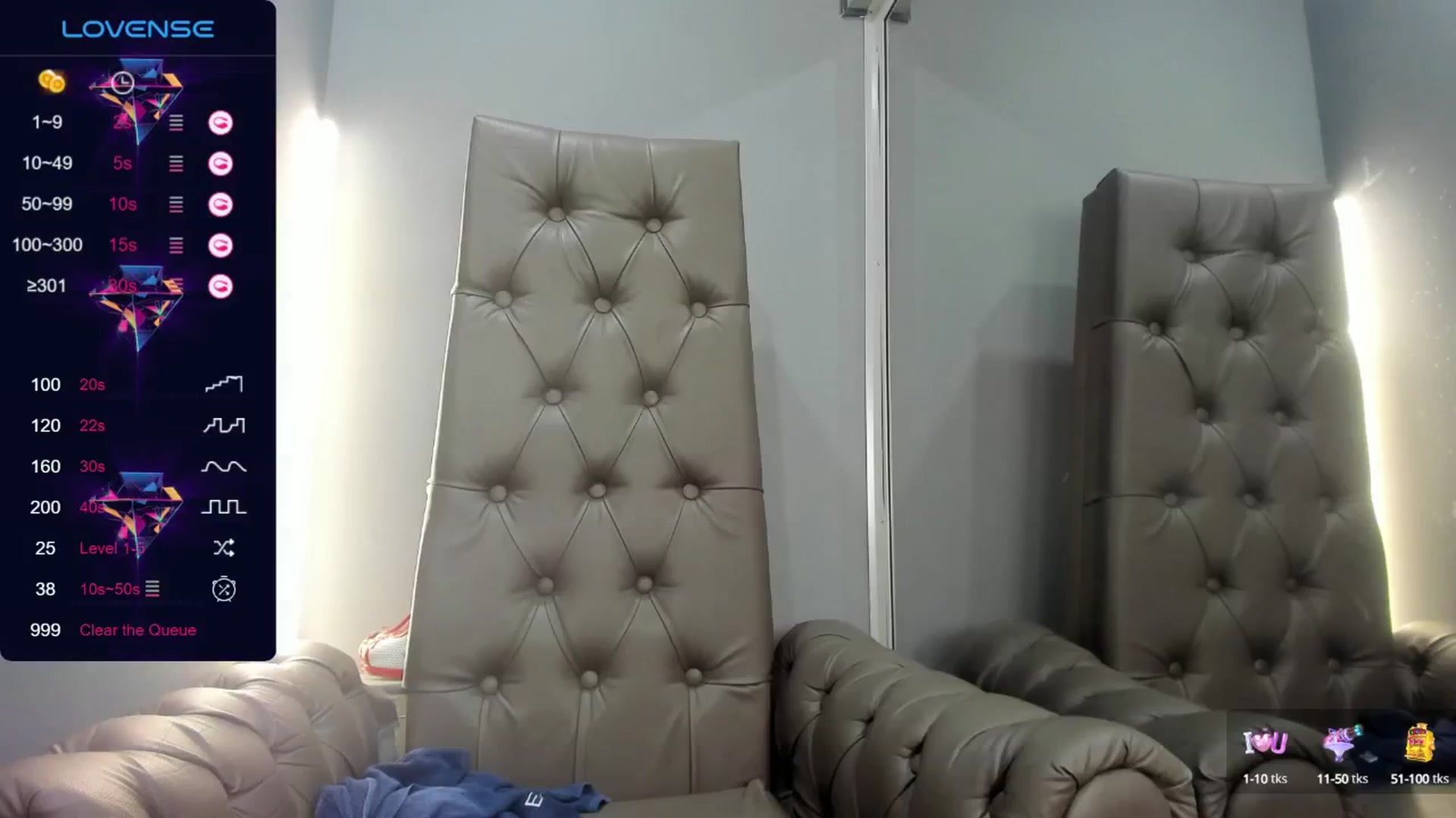 Gallery image thumbnail from Nicole_Kramm's myfreecams stream on, 08/22/2024, 12:37 image 19 of 20