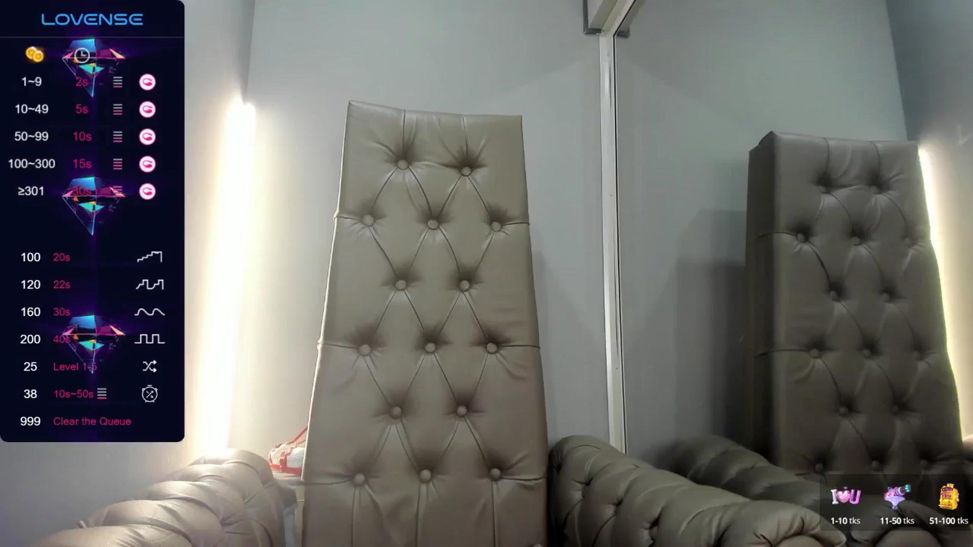 Gallery image thumbnail from Nicole_Kramm's myfreecams stream on, 08/31/2024, 12:35 image 20 of 20
